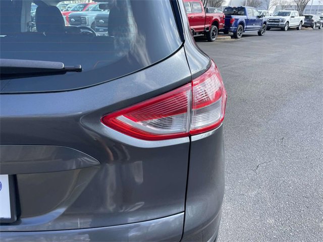 Used 2016 Ford Escape S image 31