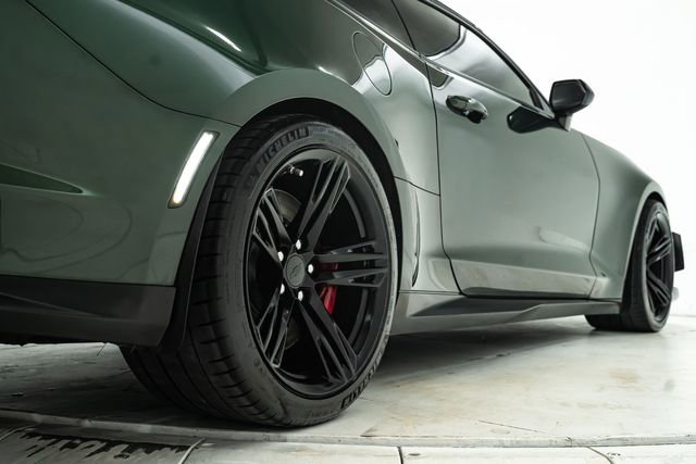 Used 2020 Chevrolet Camaro ZL1 image 14