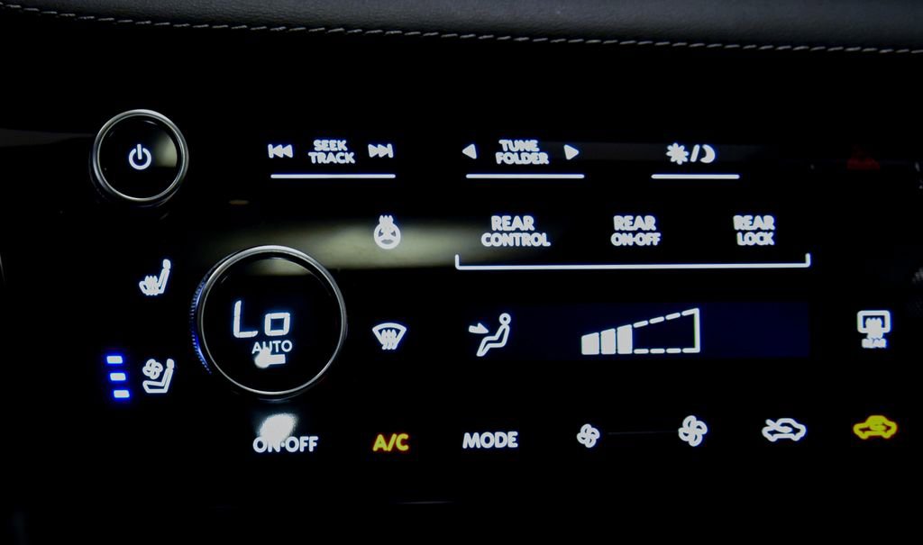 Used 2023 INFINITI QX60 Luxe w/ Cargo Package AWD/4WD image 23