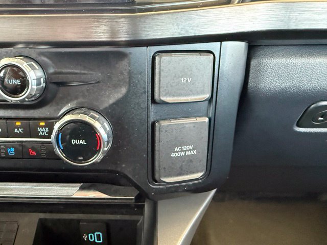 Used 2024 Ford F250 Lariat w/ Lariat Ultimate Package AWD/4WD image 26