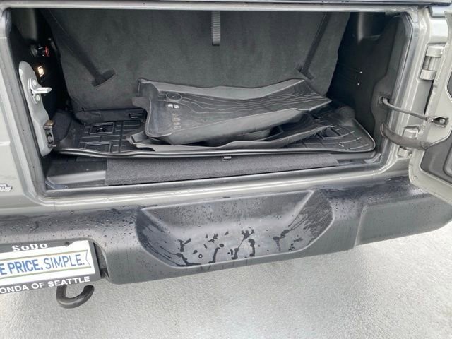 Used 2021 Jeep Wrangler Sport image 9