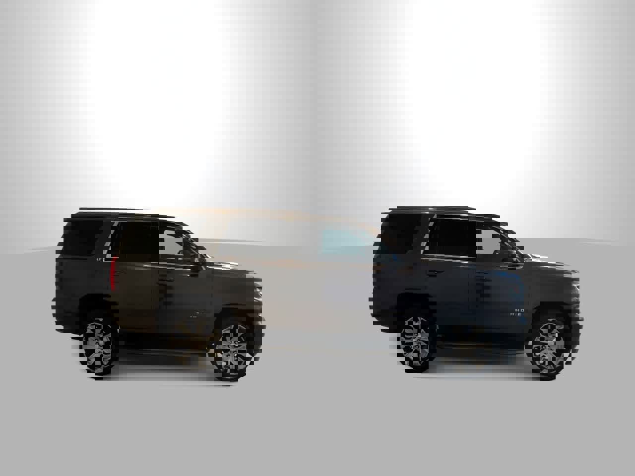 Used 2018 Chevrolet Tahoe LT image 9