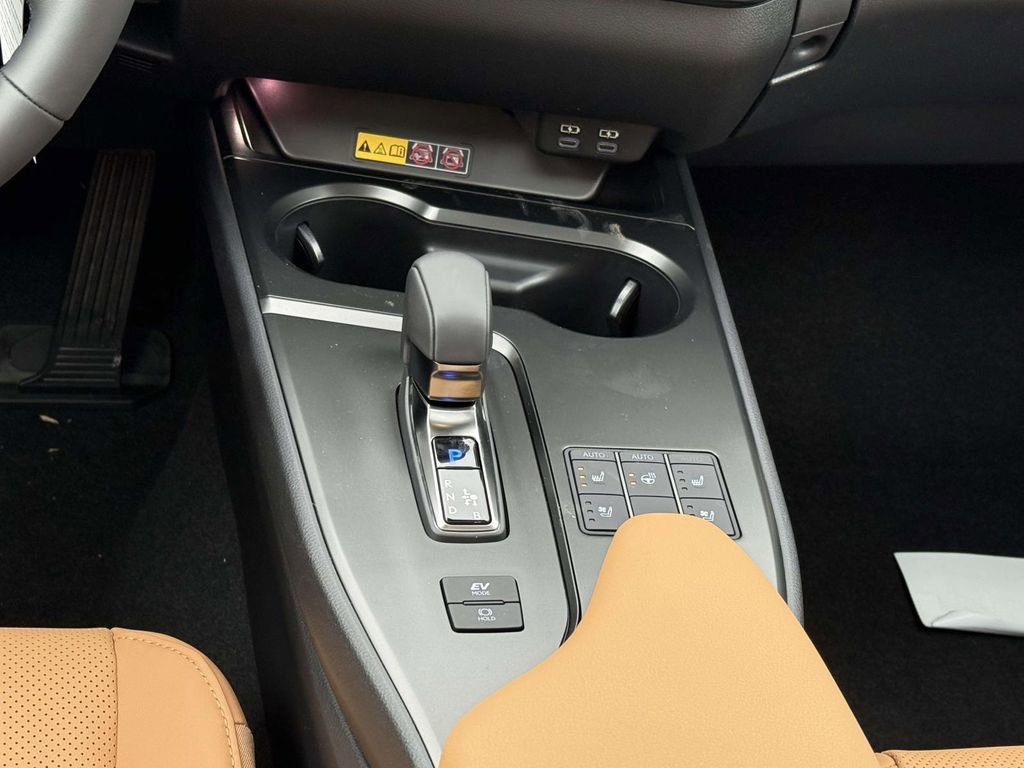 New 2026 Lexus UX 300h AWD image 15