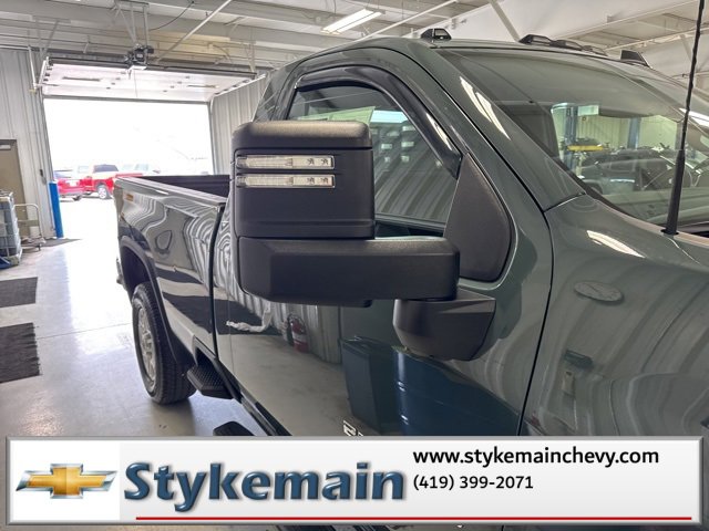 Used 2025 Chevrolet Silverado 2500 LT w/ Convenience Package image 24