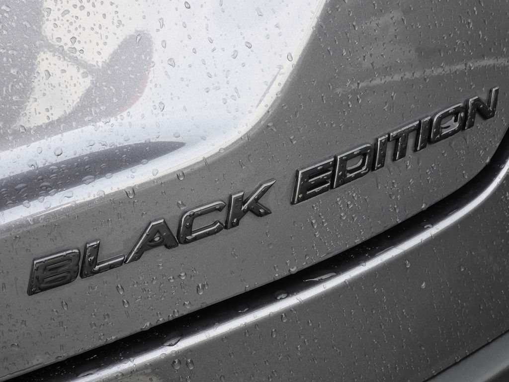 Certified 2025 Honda Pilot Black Edition image 22