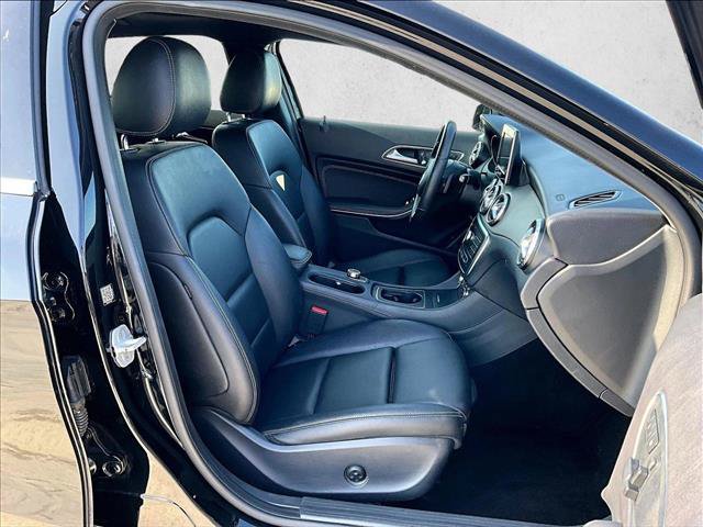 Used 2017 Mercedes-Benz GLA 250 image 9