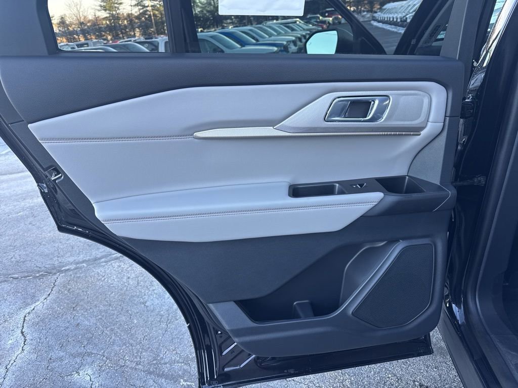 New 2026 Ford Explorer Active w/ Active Comfort Package image 20
