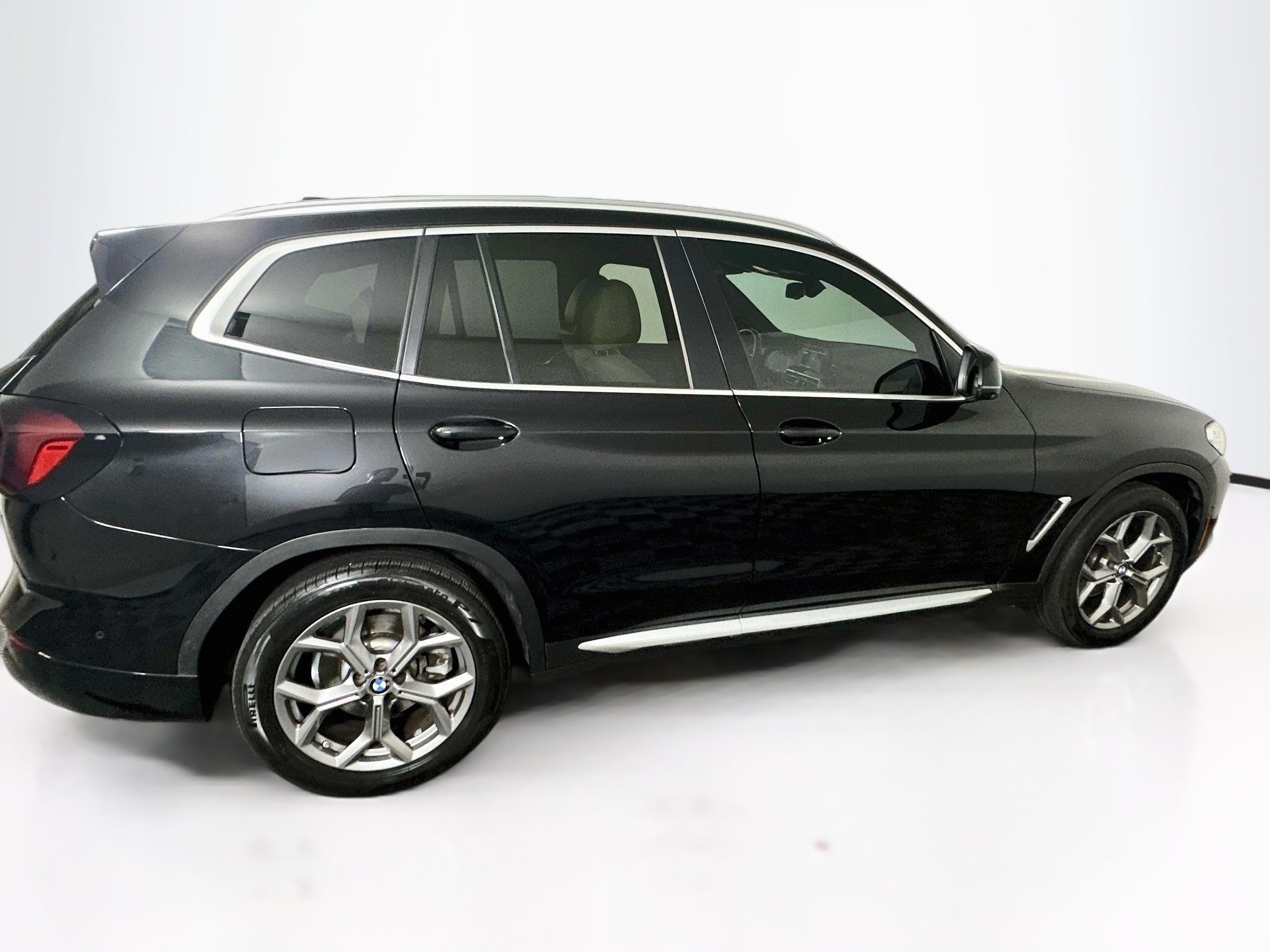 Used 2024 BMW X3 sDrive30i w/ Convenience Package RWD image 10
