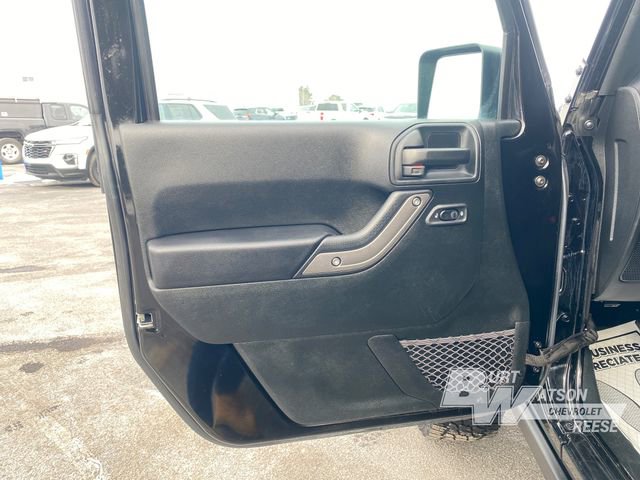 Used 2017 Jeep Wrangler Unlimited Willys image 12