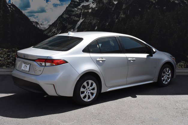 Certified 2024 Toyota Corolla LE FWD image 3