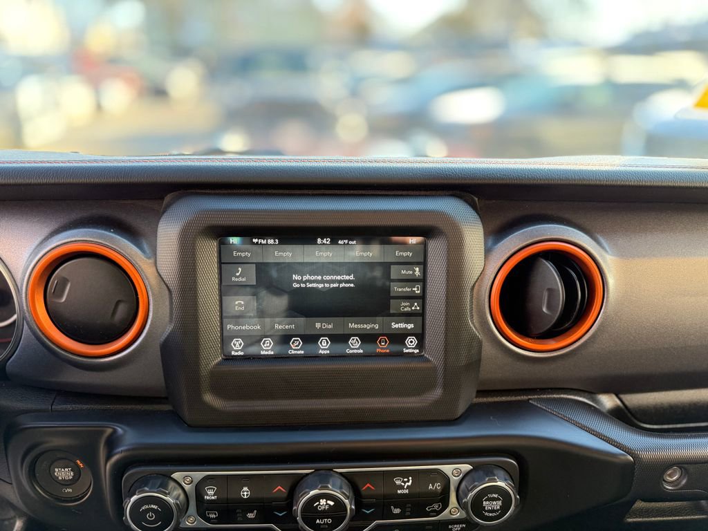 Used 2021 Jeep Gladiator Mojave w/ Cold Weather Group image 13