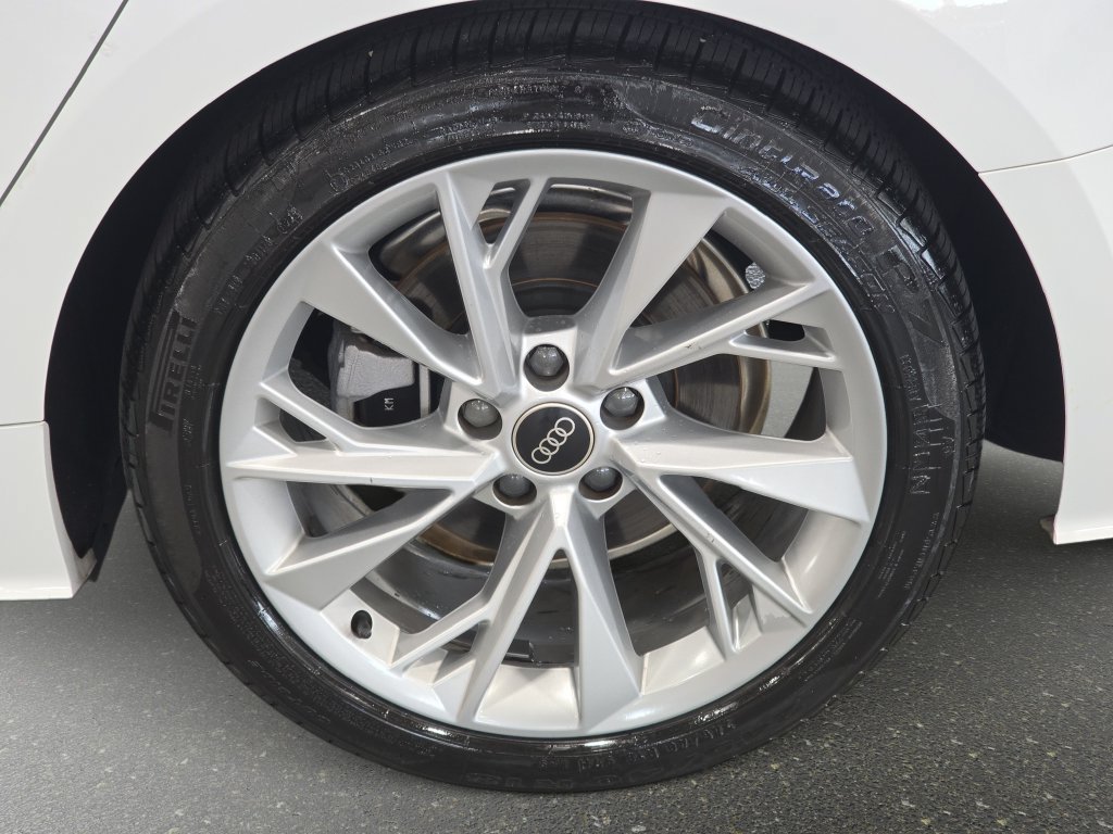 Used 2022 Audi A5 2.0T Premium w/ Convenience Package AWD/4WD image 29