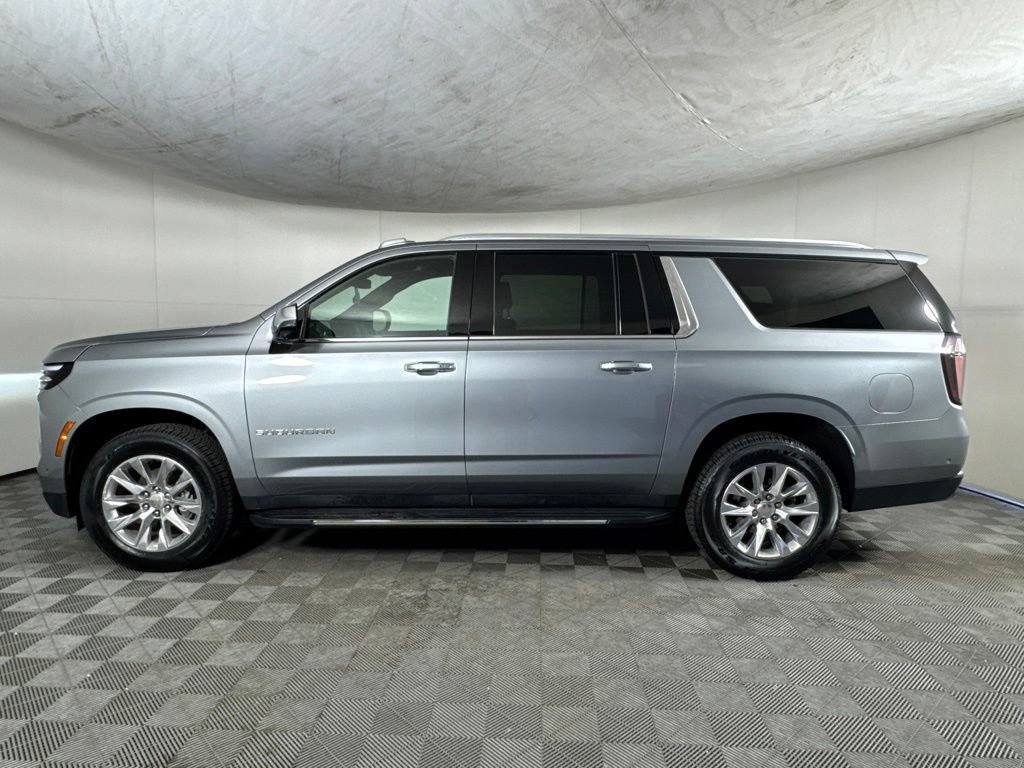 Certified 2025 Chevrolet Suburban Premier AWD/4WD image 9