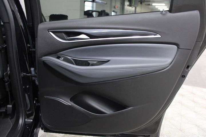 Used 2024 Buick Enclave Essence w/ Experience Buick Package FWD image 30