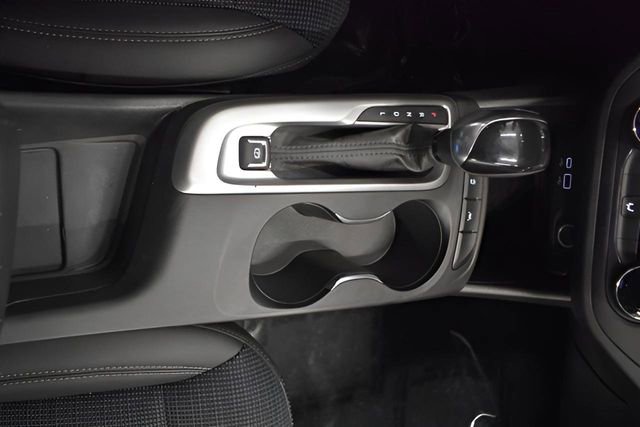 Used 2025 Buick Envista Preferred image 30