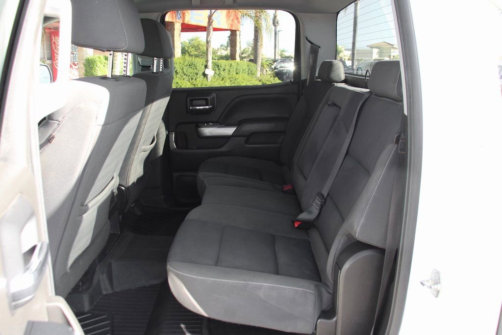 Used 2018 Chevrolet Silverado 1500 LT w/ All Star Edition AWD/4WD image 30