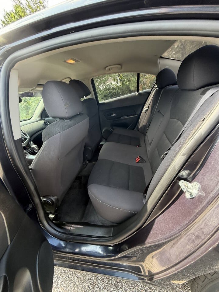 Used 2016 Chevrolet Cruze LT FWD image 8