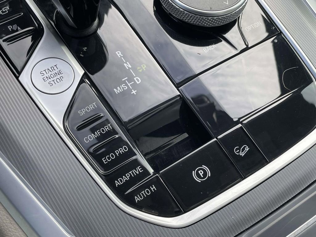 Used 2021 BMW X5 xDrive40i w/ Premium Package image 23