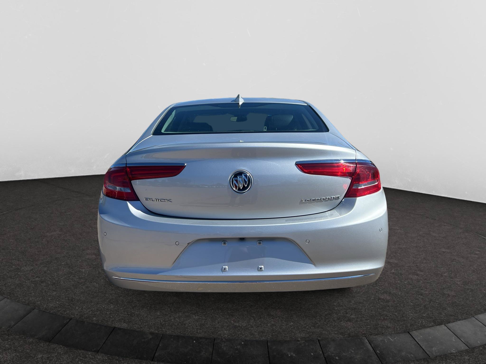 Used 2018 Buick LaCrosse Essence w/ Sights and Sounds Package FWD image 7