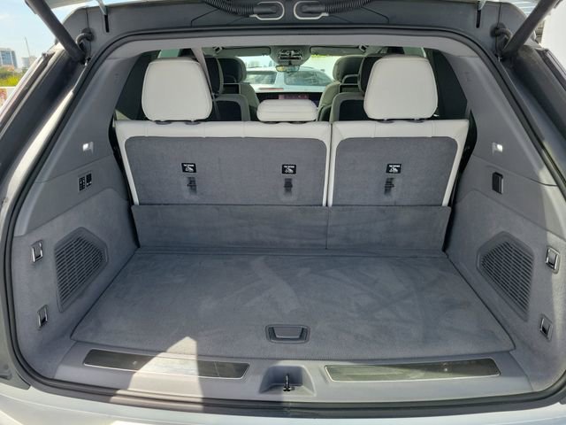 Used 2025 Cadillac Escalade IQ Sport 1 AWD/4WD image 11
