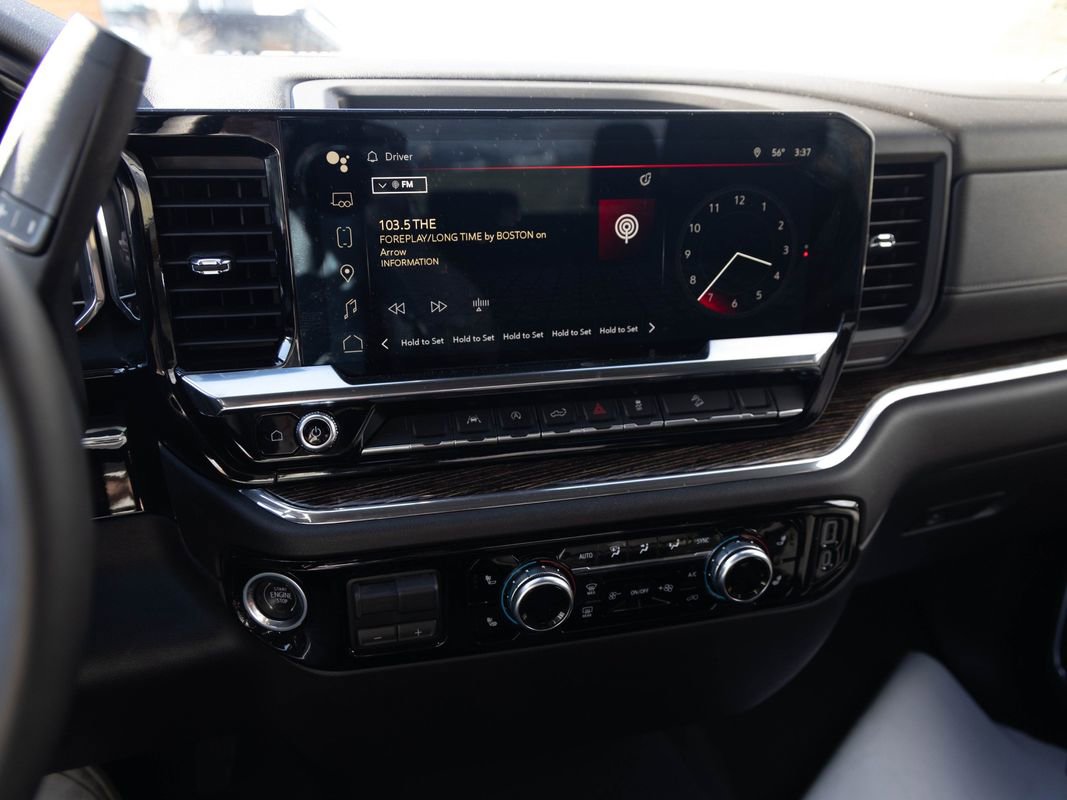 Used 2024 GMC Sierra 1500 Elevation w/ LPO, Elevation Black Package image 8