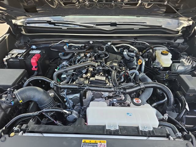 Used 2025 Toyota Tacoma SR5 image 28