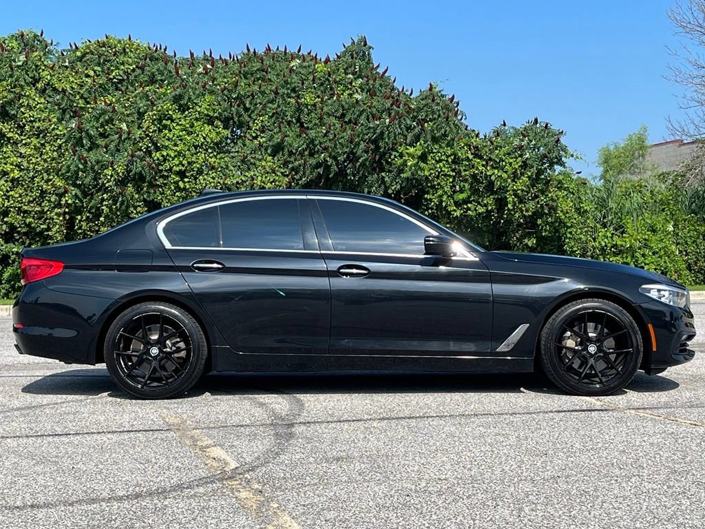 Used 2018 BMW 540i xDrive AWD/4WD image 8