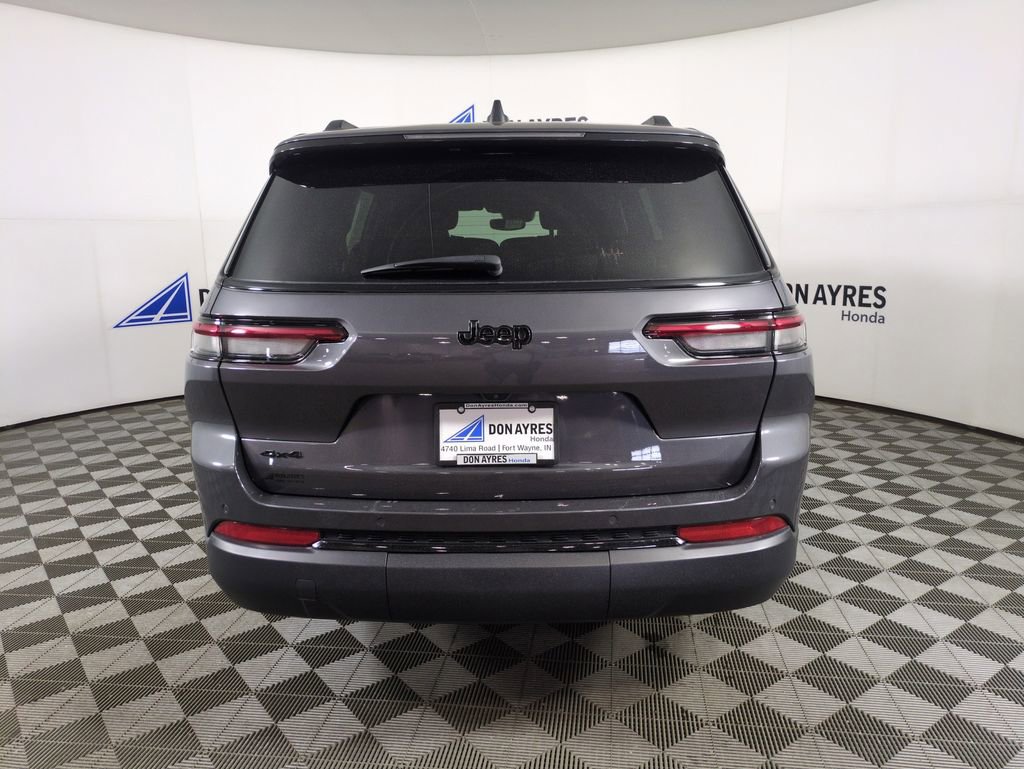 Used 2024 Jeep Grand Cherokee L Altitude image 4