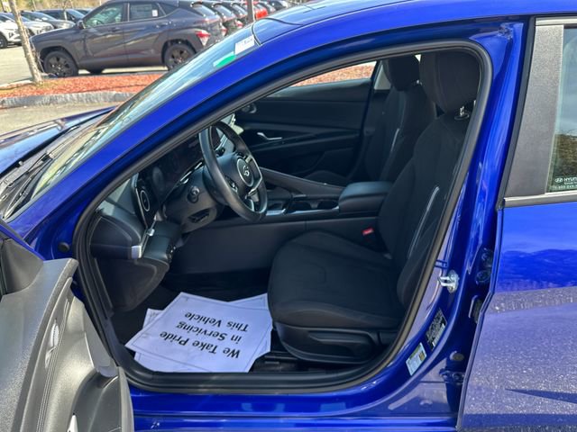 Certified 2023 Hyundai Elantra SEL w/ Convenience Package FWD image 9