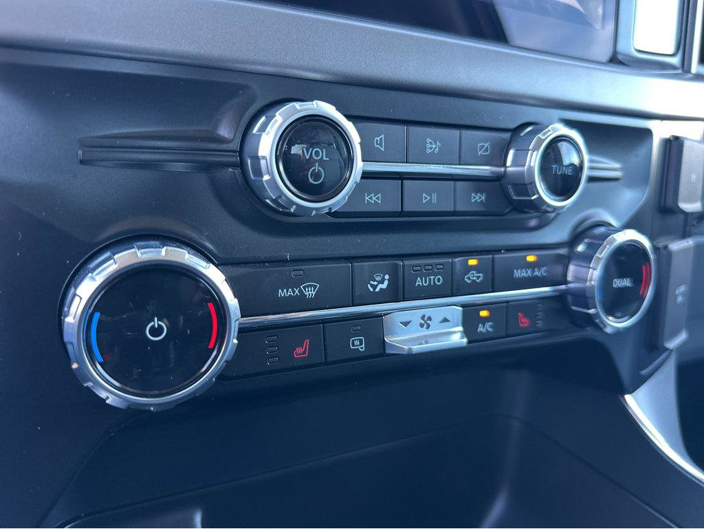 Used 2024 Ford F150 Lightning Pro image 26