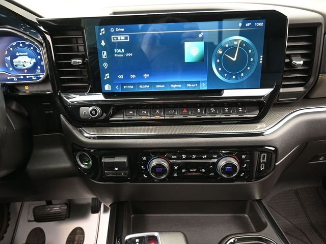 Used 2023 Chevrolet Silverado 1500 ZR2 image 10