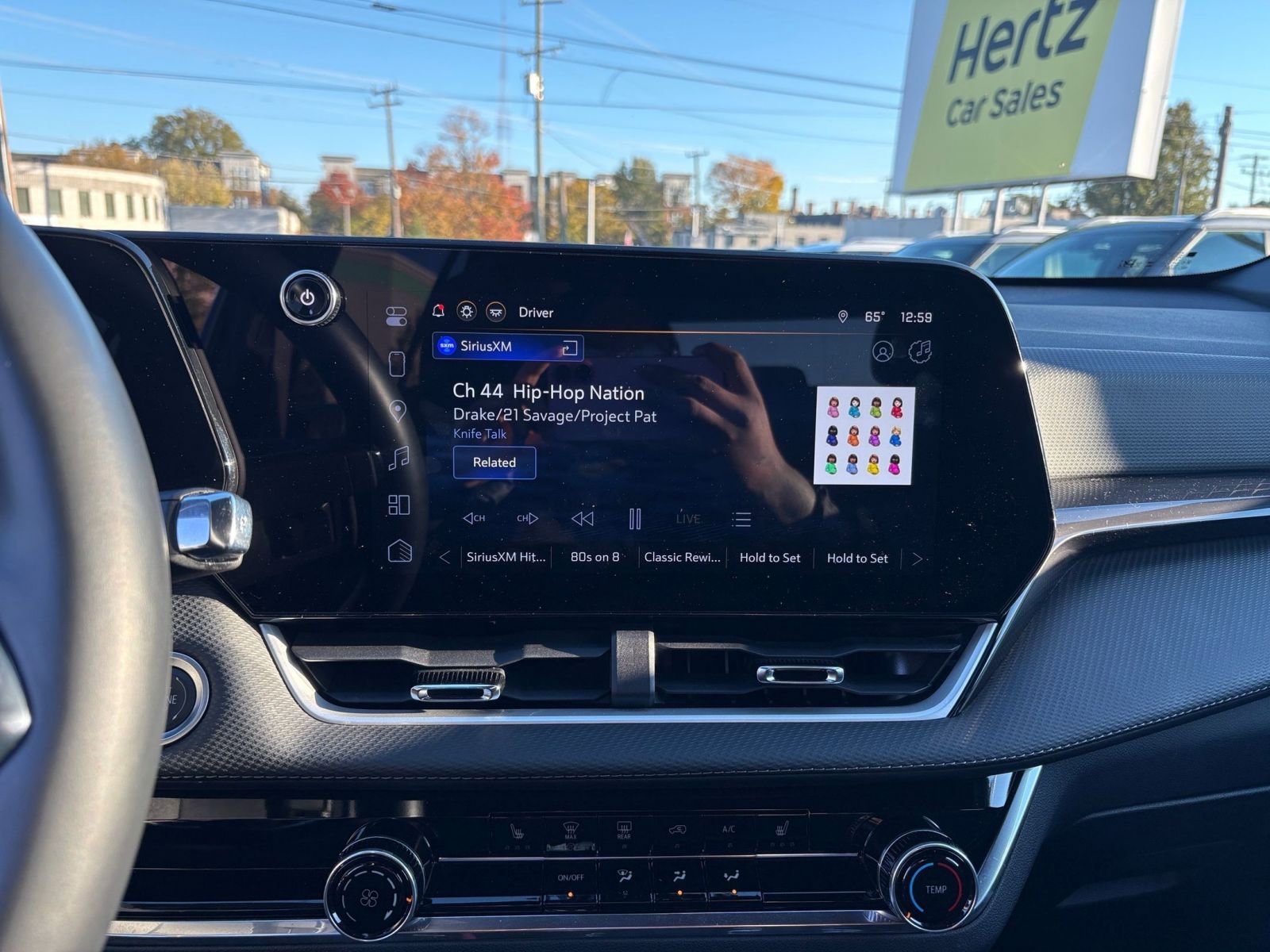 Used 2025 Chevrolet Equinox LT image 21