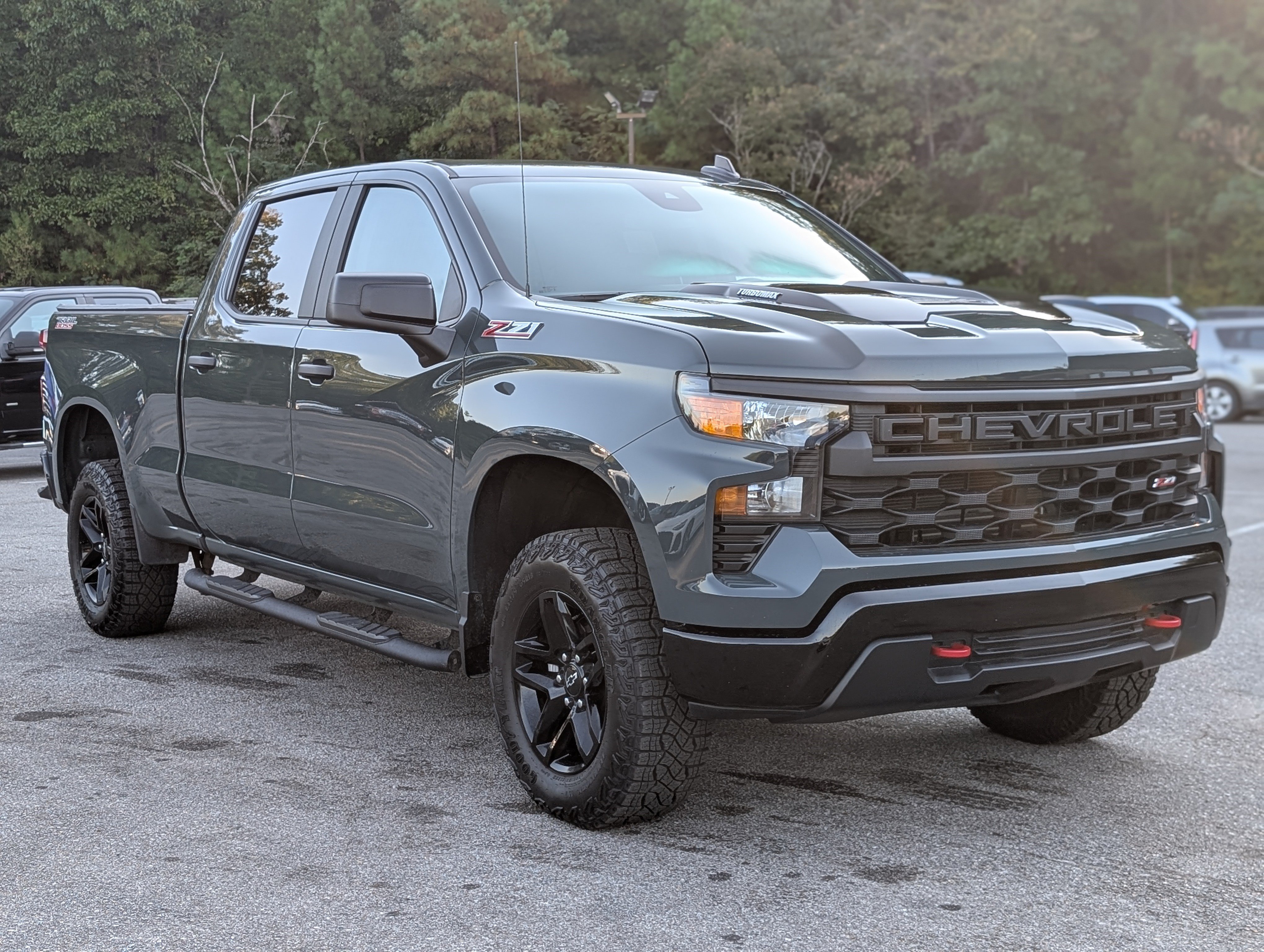 Used 2025 Chevrolet Silverado 1500 Custom Trail Boss AWD/4WD image 11