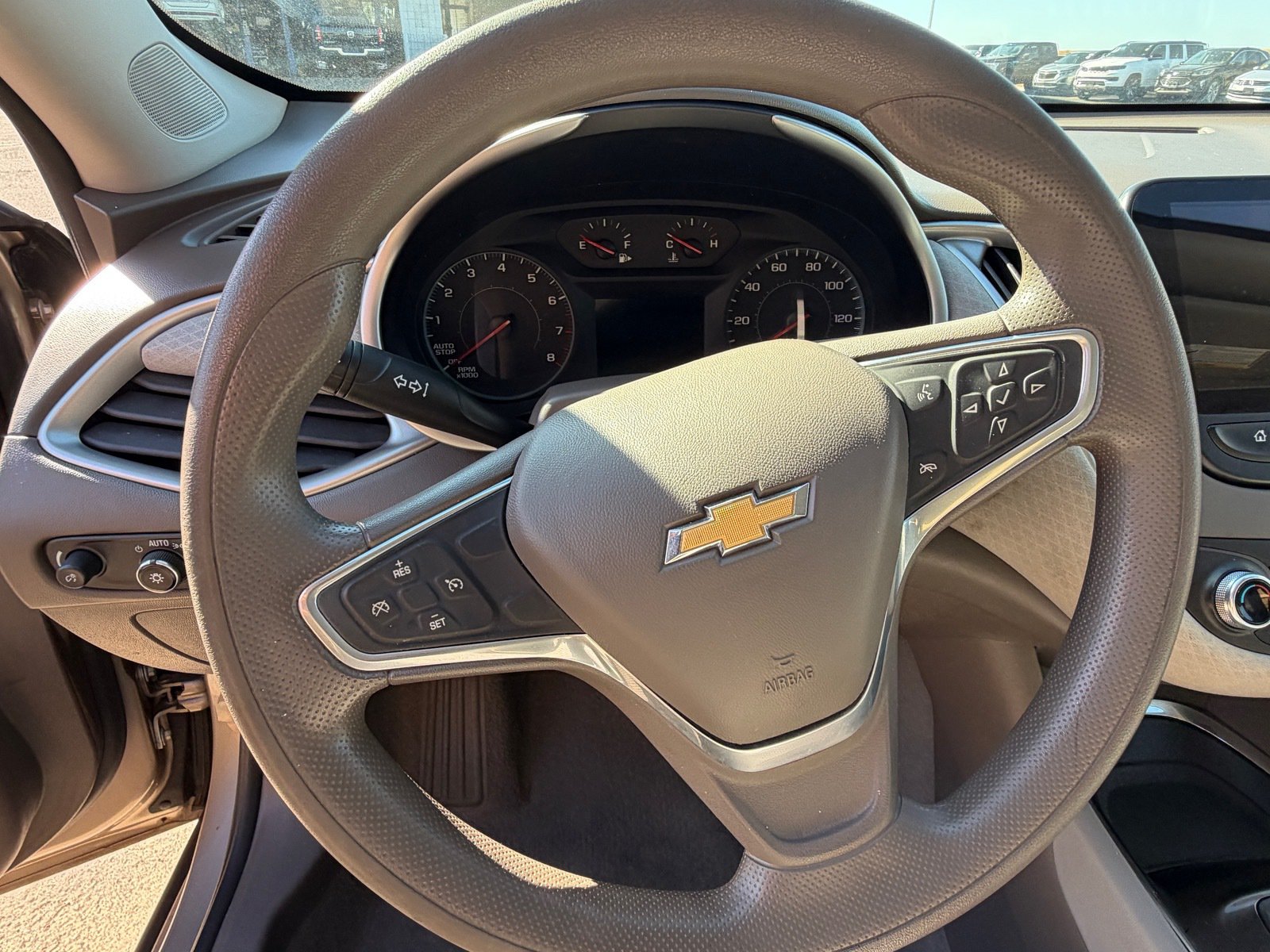 Used 2022 Chevrolet Malibu LT FWD image 10