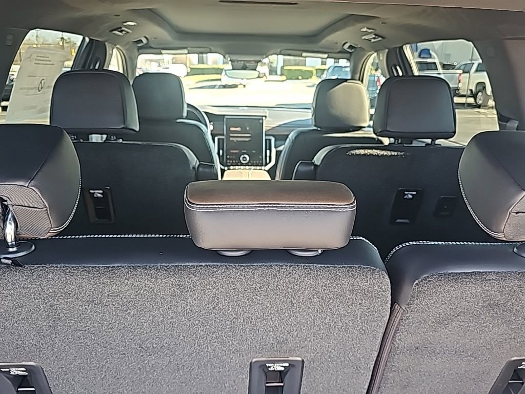 New 2026 GMC Acadia Denali Ultimate image 8