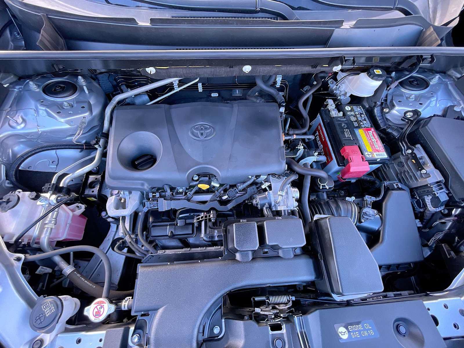 Used 2022 Toyota RAV4 LE FWD image 18