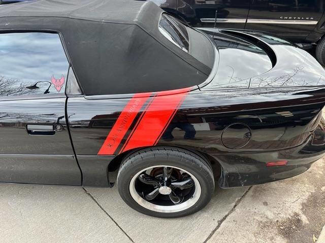 Used 1997 Chevrolet Camaro Z28 w/ Preferred Equipment Group 2 RWD image 24