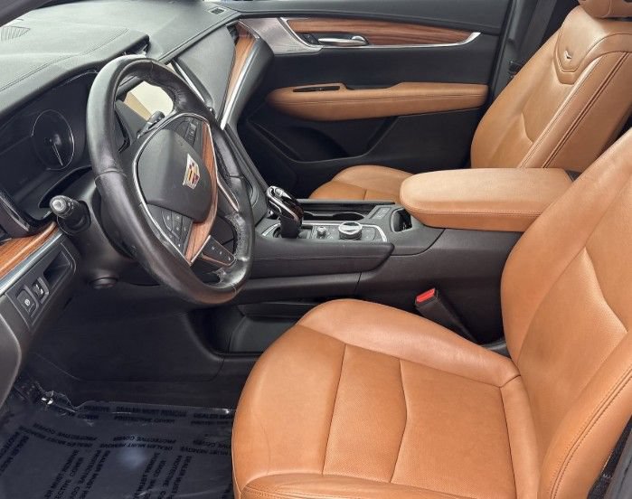 Used 2023 Cadillac XT5 Premium Luxury AWD/4WD image 13