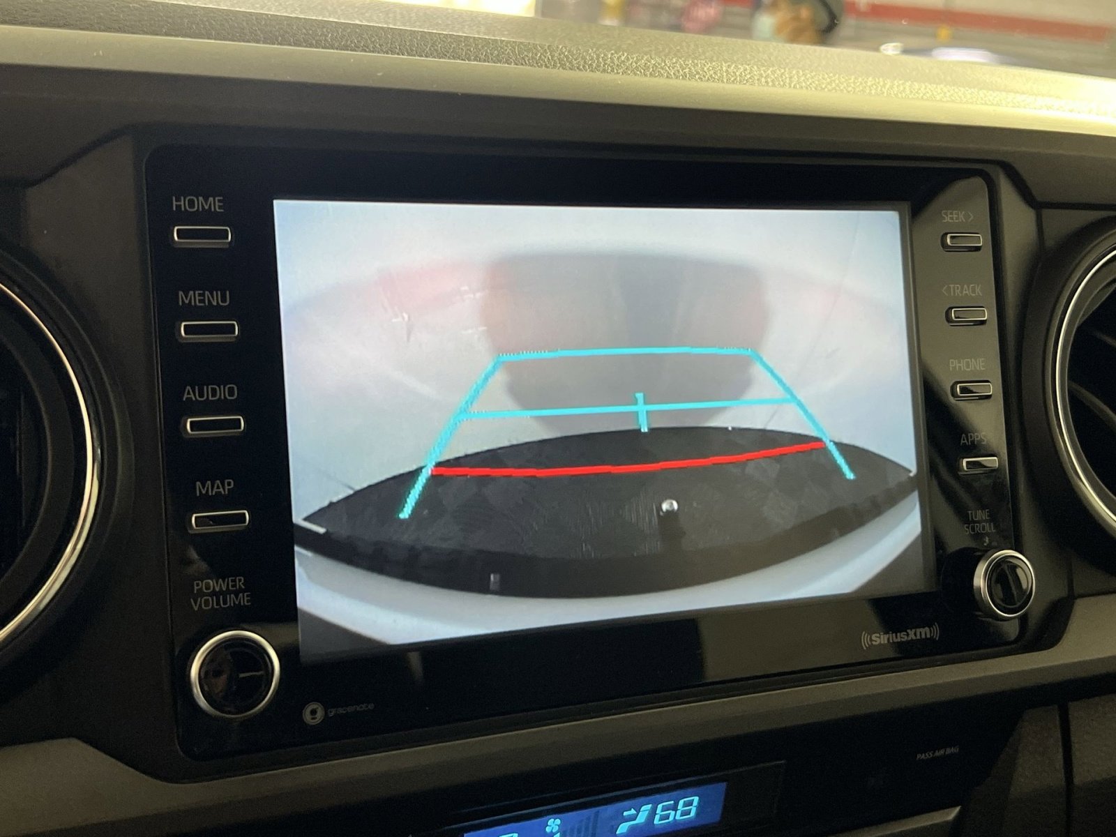 Used 2021 Toyota Tacoma TRD Off-Road w/ Technology Package image 18