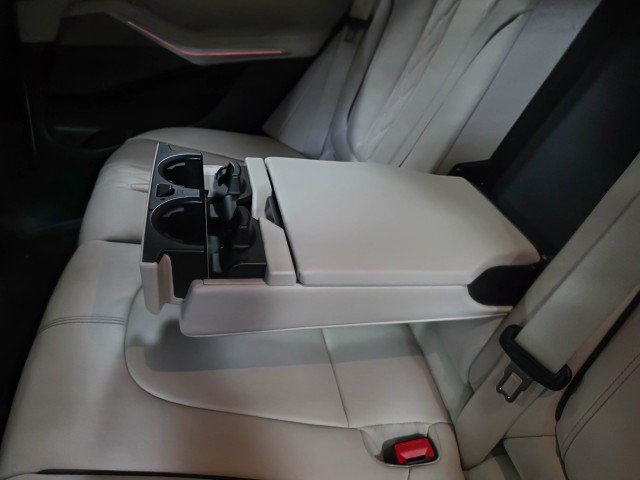 Used 2020 BMW X5 xDrive40i w/ M Sport Package image 18