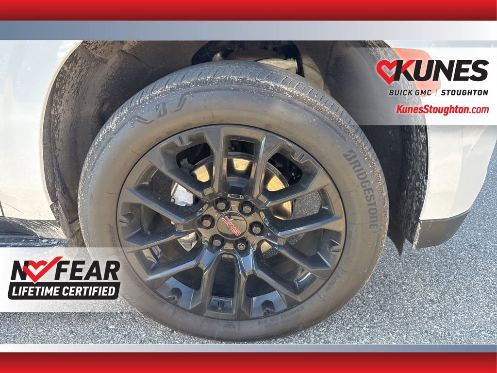 Used 2024 GMC Yukon Denali image 15