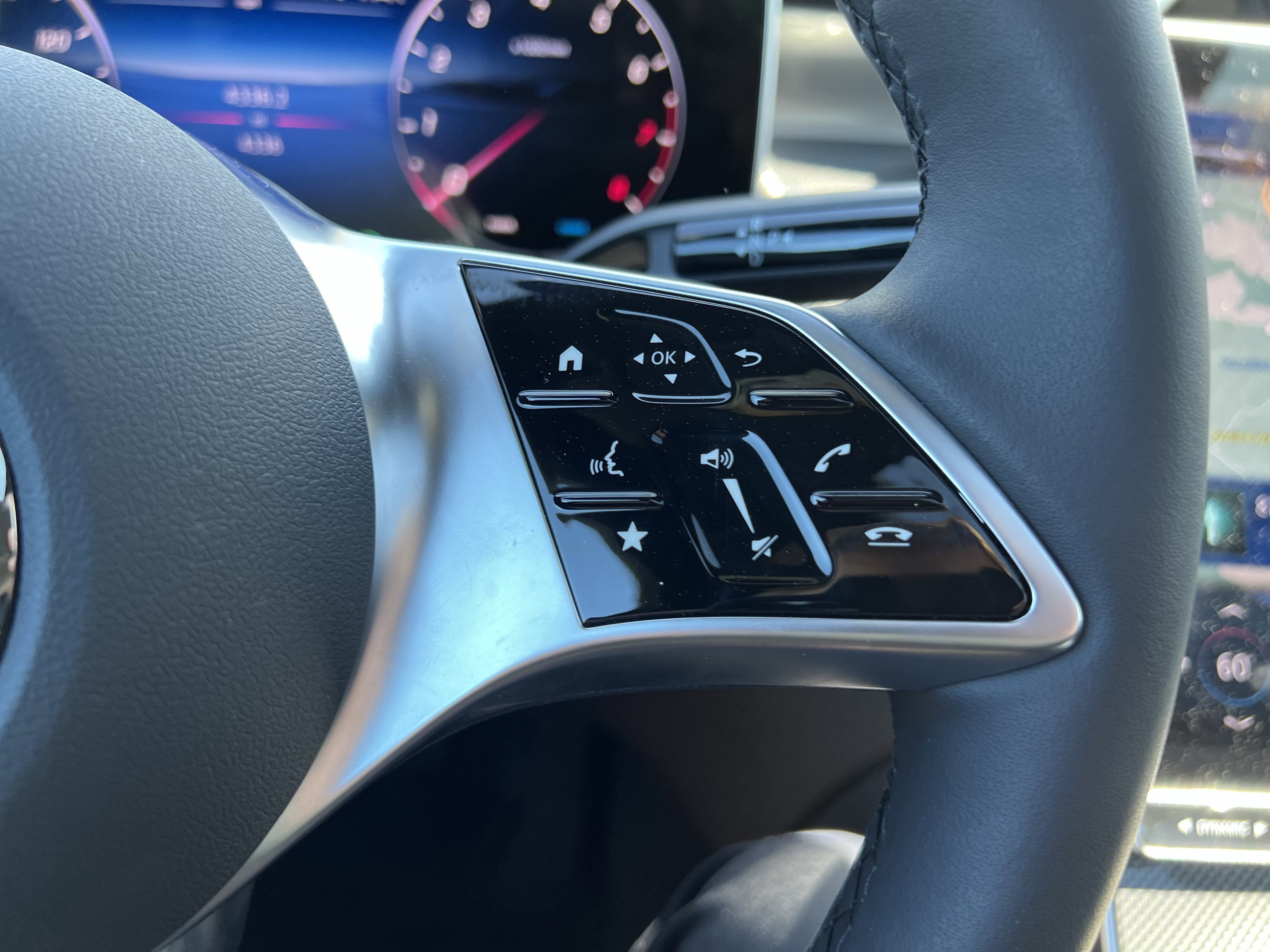 Certified 2025 Mercedes-Benz GLC 300 image 20