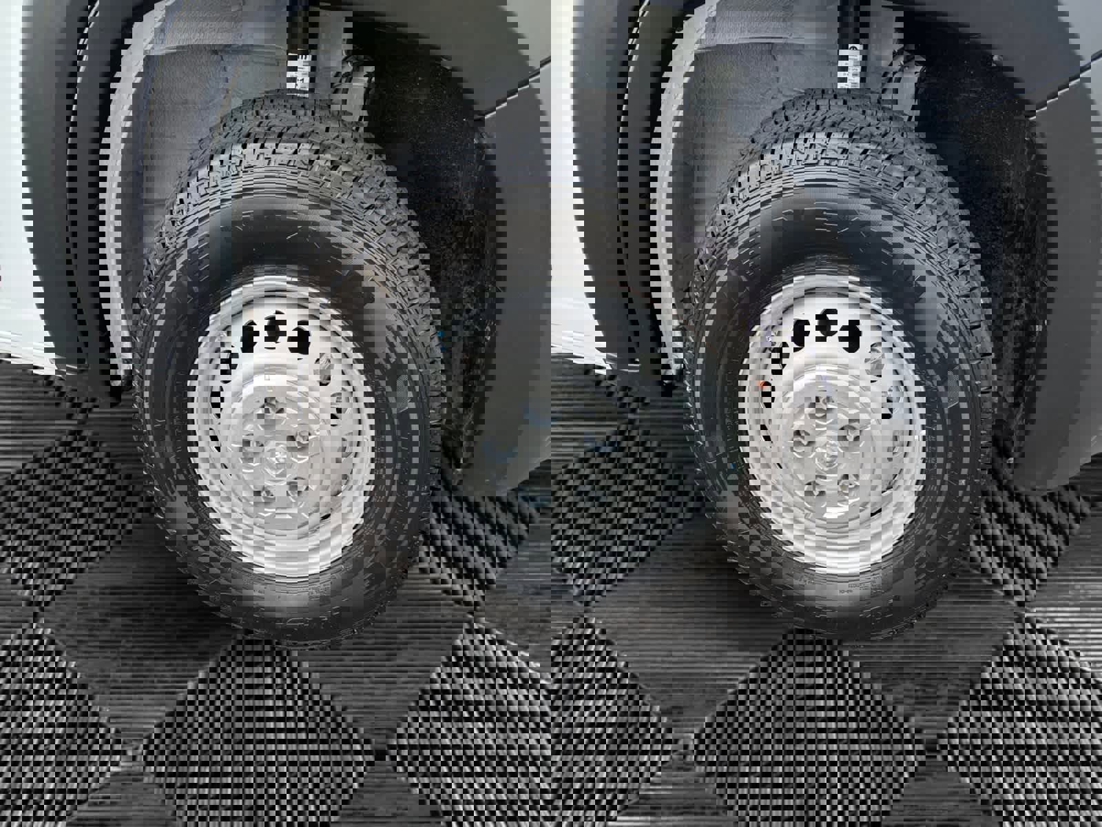 Used 2025 RAM ProMaster 2500 w/ Power Group image 25