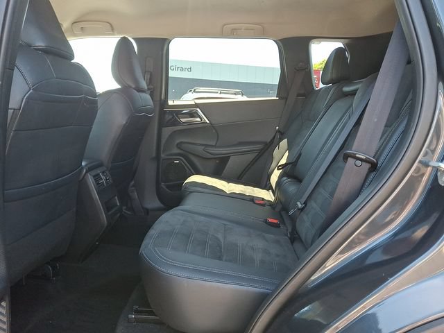 Used 2025 Mitsubishi Outlander SE AWD/4WD image 11