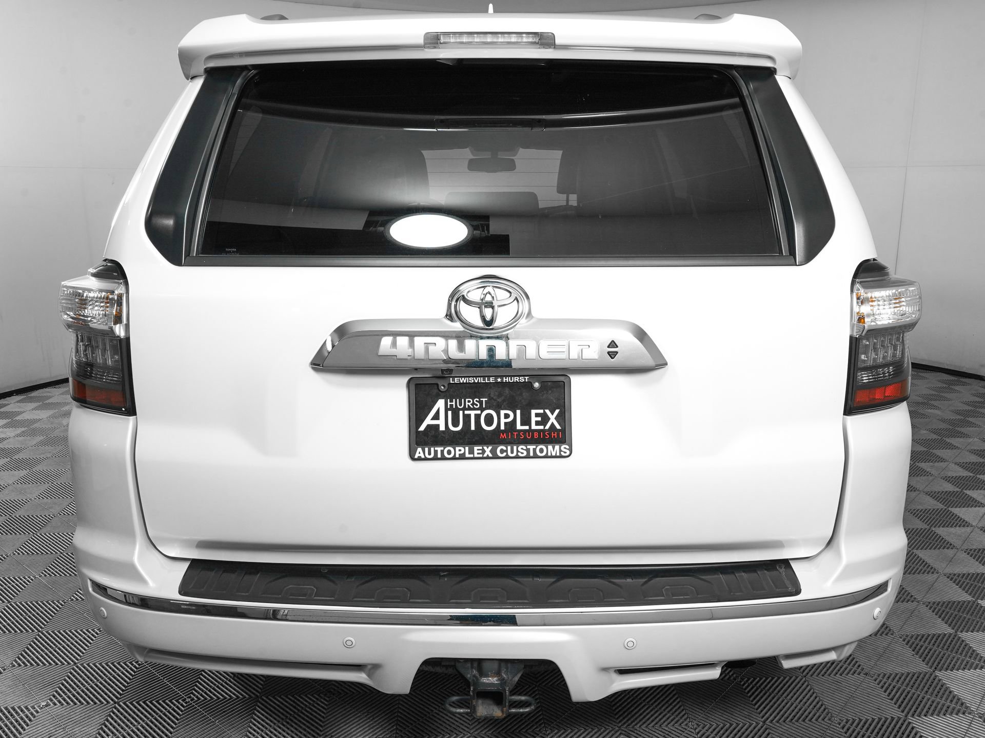 Used 2018 Toyota 4Runner Limited RWD image 5