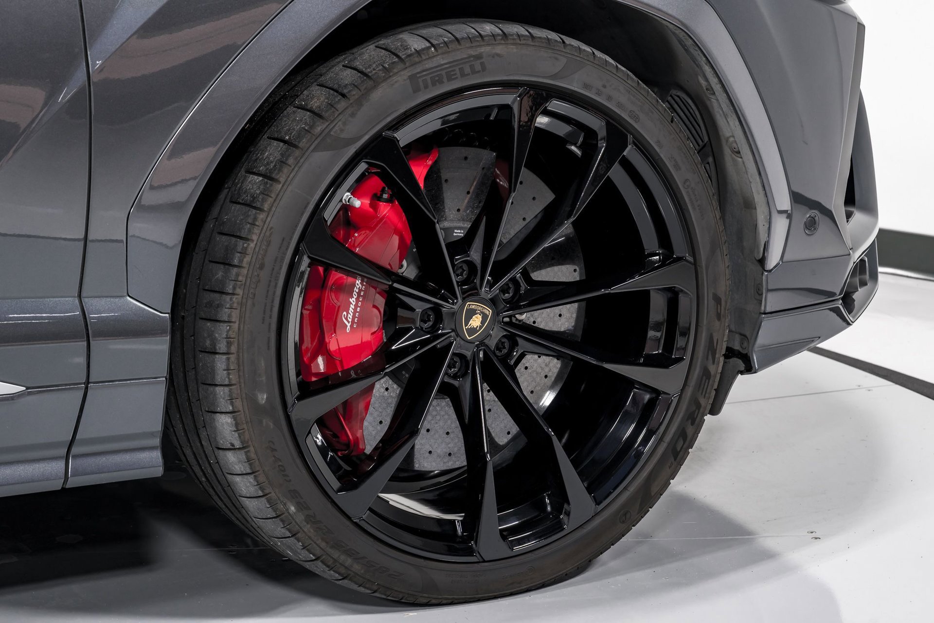 Used 2020 Lamborghini Urus image 52