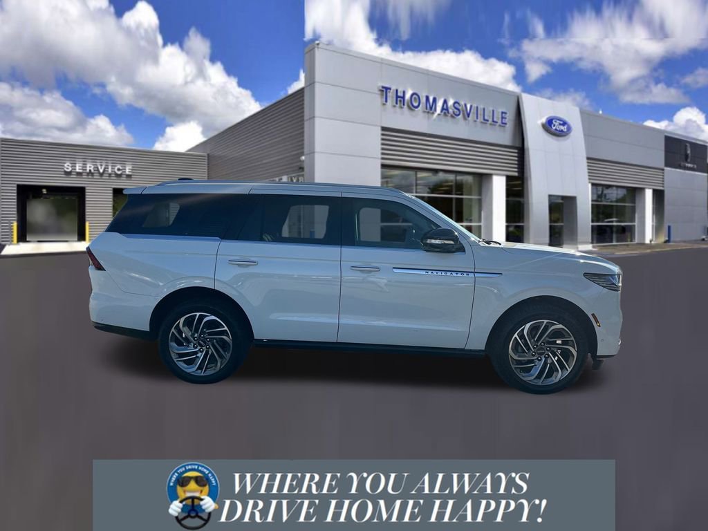 New 2025 Lincoln Navigator Reserve image 2