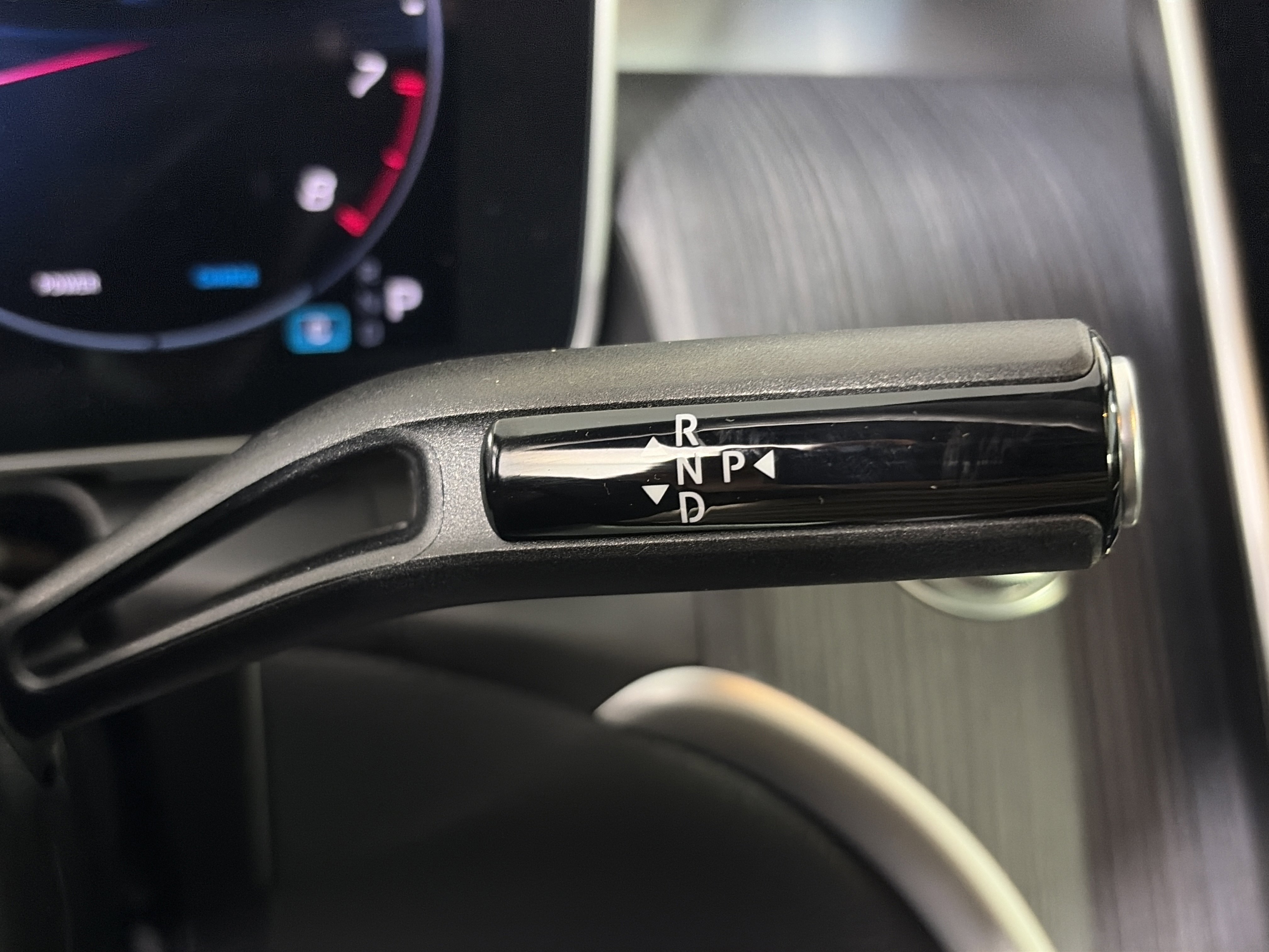 Certified 2025 Mercedes-Benz GLC 43 AMG 4MATIC image 32