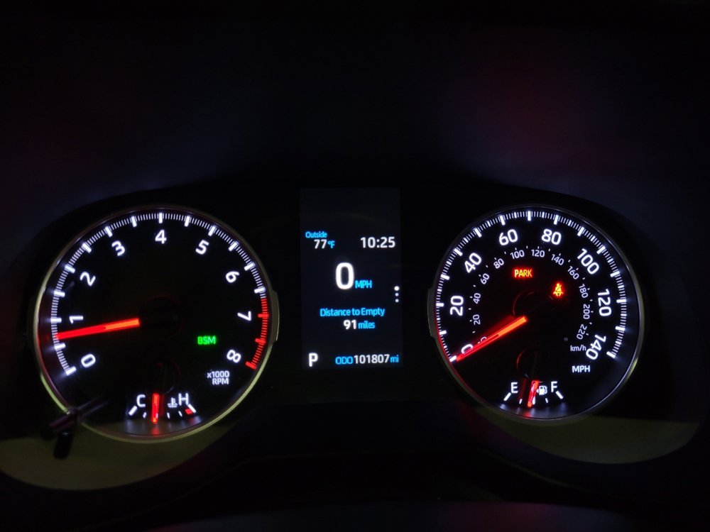 Used 2020 Toyota RAV4 LE w/ All Weather Liner Package AWD/4WD image 23