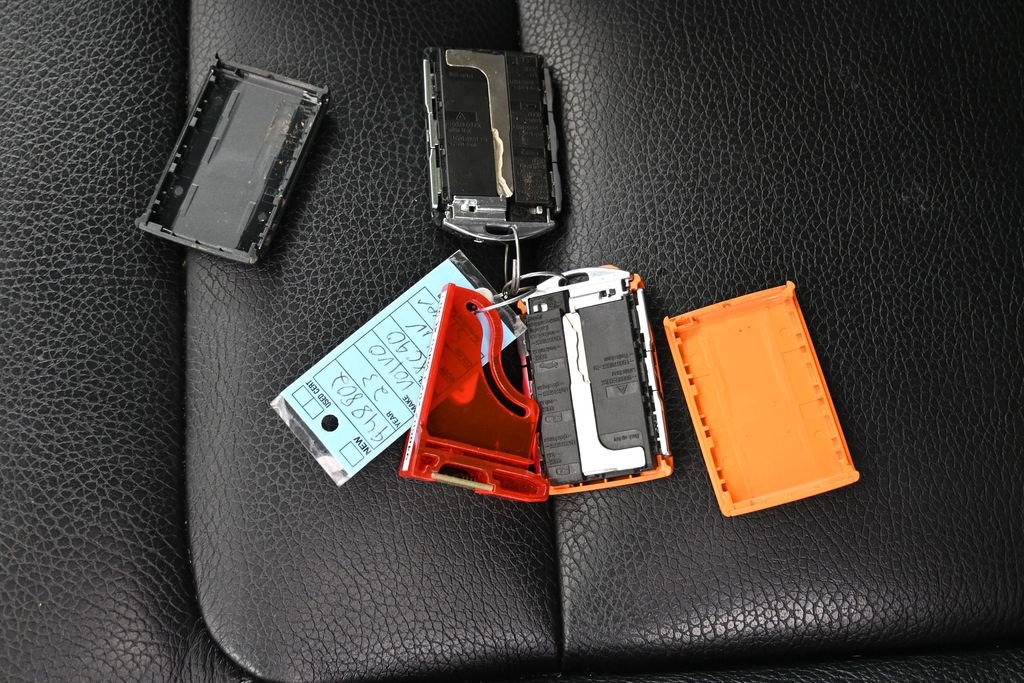 Used 2023 Volvo XC90 B6 Plus AWD/4WD image 13